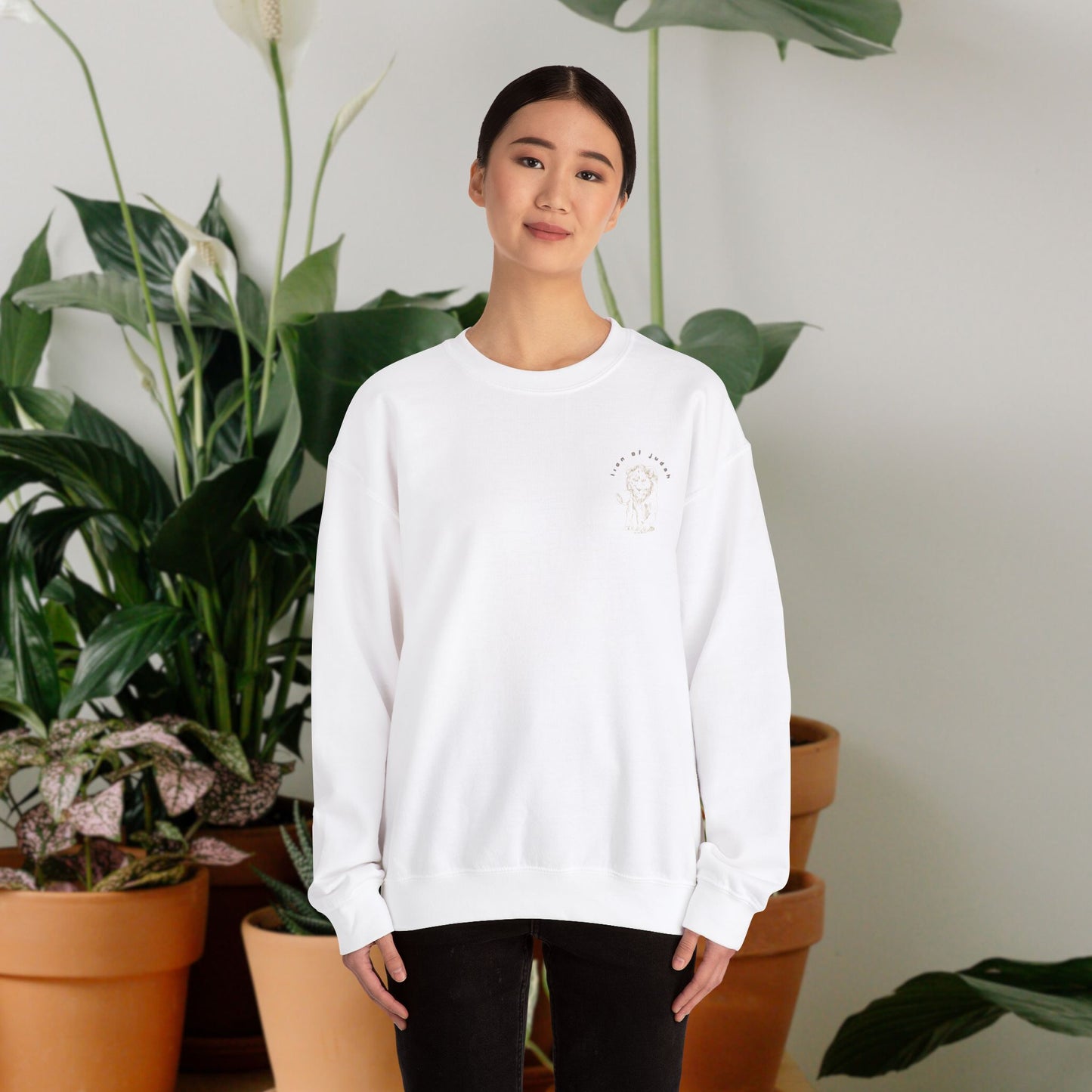 Unisex Heavy Blend™ Crewneck Sweatshirt " LION ROAR"